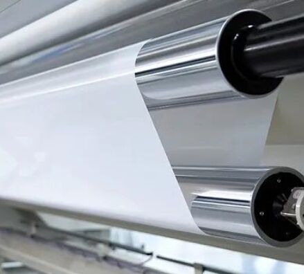 0.8 Mikron Yüksek Saflıklı Alümina CAS 1344-28-1 Lityum İyon Pil Kaplama Filmleri İçin